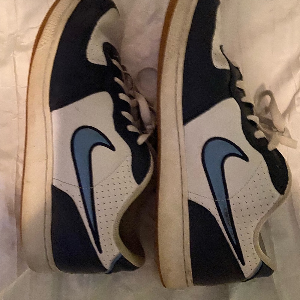 Nike shoes